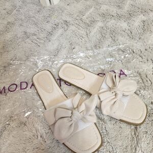 TOP Moda Cream Bow Slide Sandals
